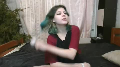 Snapshot of crystal_porn_love chatting on 16, 1, 2025 Crystal and Marcl online show from 16, 1, 2025