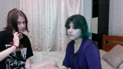 Snapshot of crystal_porn_love chatting on 27, 1, 2025 Crystal and Marcl online show from 27, 1, 2025