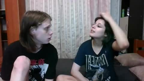 Snapshot of crystal_porn_love chatting on 6, 2, 2025 Crystal and Marcl online show from 6, 2, 2025