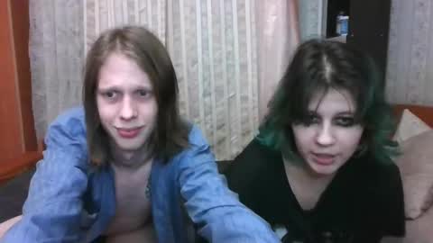 Snapshot of crystal_porn_love chatting on 20, 2, 2025 Crystal and Marcl online show from 20, 2, 2025