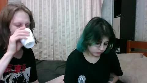 Snapshot of crystal_porn_love chatting on 10, 3, 2025 Crystal and Marcl online show from 10, 3, 2025