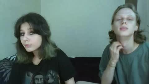 Snapshot of crystal_porn_love chatting on 13, 9, 2025 Crystal and Marcl online show from 13, 9, 2025