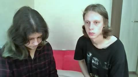 Crystal and Marcl online show from 28, 9, 2025