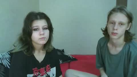 Crystal and Marcl online show from 4, 10, 2025