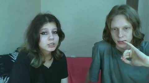 Crystal and Marcl online show from 31, 10, 2025