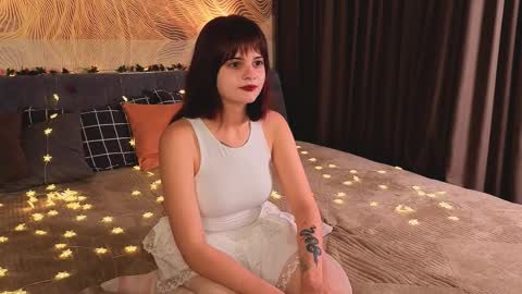 Hey Guys I am Eva. Lets meet online show from 26, 3, 2026