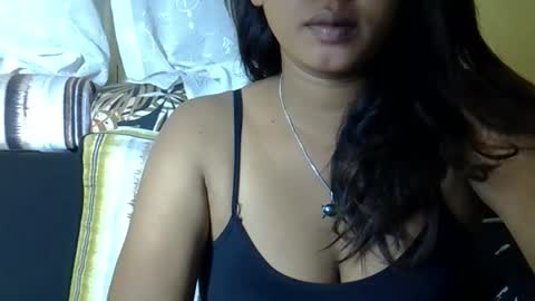 Snapshot of crystalbellax chatting on 3, 6, 2026 crystalbellax online show from 3, 6, 2026