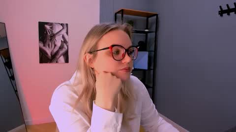 Crystal online show from 4, 2, 2026