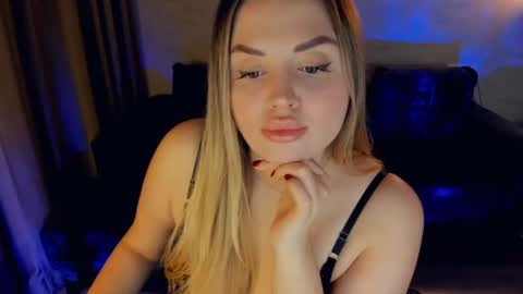 crystalemily online show from 1, 3, 2025