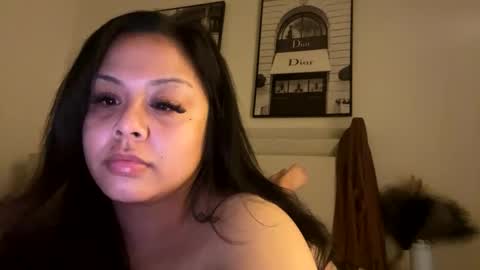 crystalfuego2 online show from 4, 10, 2025