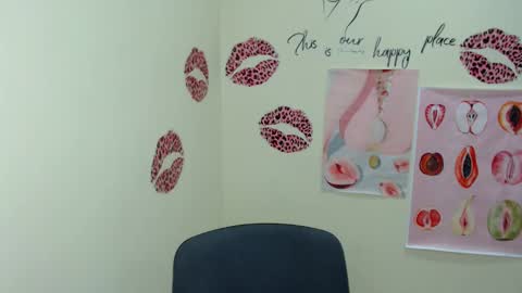 Stella online show from 6, 2, 2025