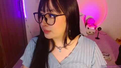 Olivia  online show from 25, 5, 2026