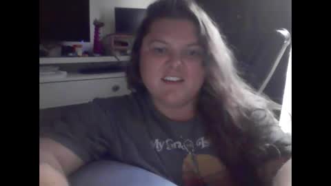 Snapshot of crystalizzzee chatting on 10, 9, 2025 Herekittykitty69 online show from 10, 9, 2025