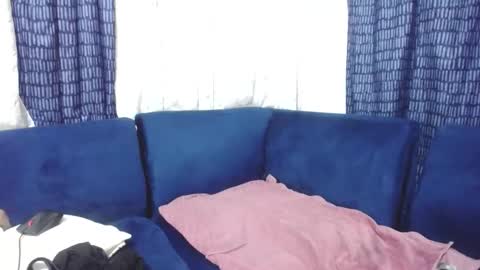 crystaljes online show from 11, 2, 2025