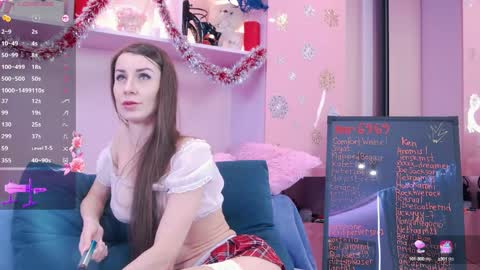 Snapshot of crystallana chatting on 5, 1, 2025 Lana online show from 5, 1, 2025