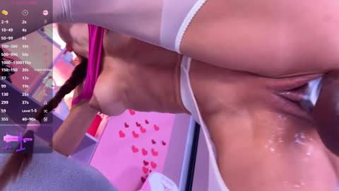 Snapshot of crystallana chatting on 21, 10, 2025 Lana online show from 21, 10, 2025