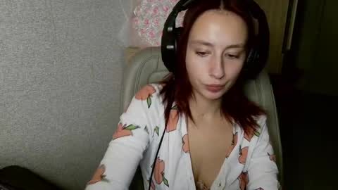 Snapshot of crystallkris chatting on 7, 12, 2024 Kristina online show from 7, 12, 2024
