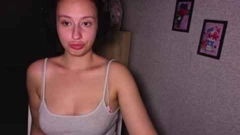 Snapshot of crystallkris chatting on 22, 9, 2025 Kristina online show from 22, 9, 2025