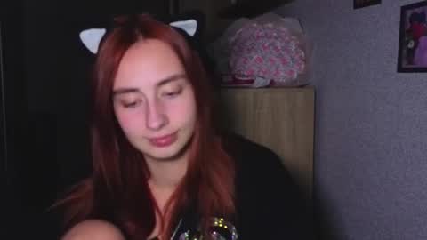 Snapshot of crystallkris chatting on 1, 11, 2025 Kristina online show from 1, 11, 2025