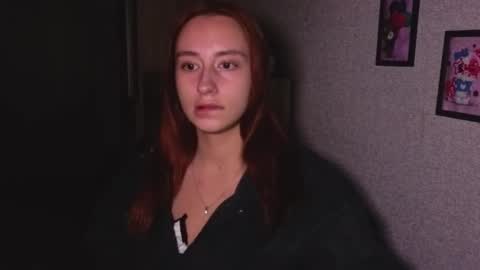 Snapshot of crystallkris chatting on 16, 11, 2025 Kristina online show from 16, 11, 2025