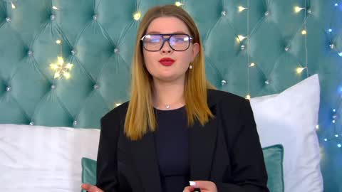 Crystal online show from 15, 12, 2024