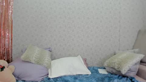 Snapshot of crystalnut chatting on 5, 1, 2025 Maria online show from 5, 1, 2025
