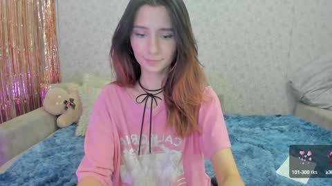Snapshot of crystalnut chatting on 11, 1, 2025 Maria online show from 11, 1, 2025