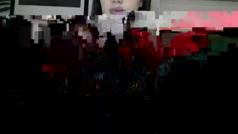 Snapshot of crystalsweet2000 chatting on 2, 2, 2025 MissCrystal online show from 2, 2, 2025
