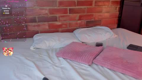 Soy Crystal online show from 18, 12, 2024