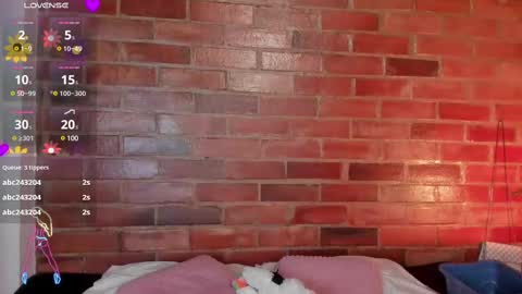 Soy Crystal online show from 16, 2, 2025