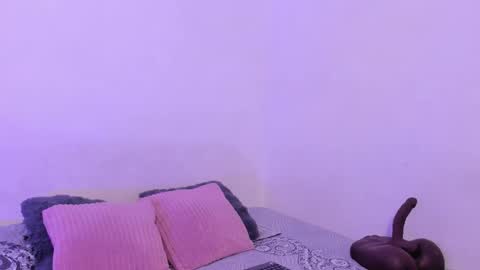 Soy Crystal online show from 12, 2, 2026