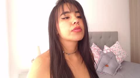 crysttalcandy online show from 9, 12, 2024
