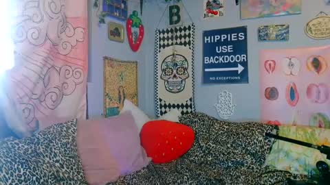 Snapshot of cu2sly chatting on 4, 10, 2025 online show from 4, 10, 2025