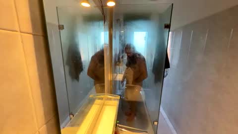 Snapshot of cubbybear_it chatting on 11, 1, 2026 cubbybear_it online show from 11, 1, 2026