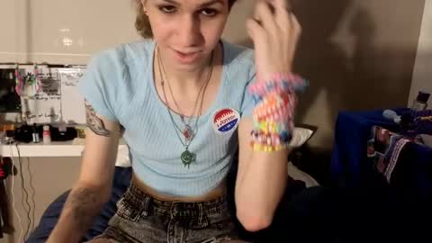 cuddleavenue online show from 5, 11, 2025