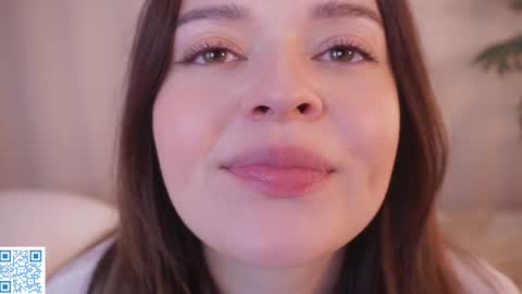 Snapshot of cuddlebyyou chatting on 5, 10, 2025 Ellie online show from 5, 10, 2025