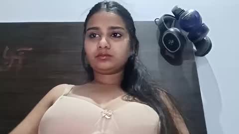 Snapshot of cuddlemuffins_3110 chatting on 13, 4, 2026 cuddlemuffins online show from 13, 4, 2026