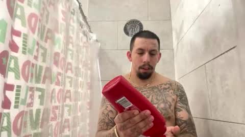 Snapshot of cuete2100 chatting on 20, 12, 2025 cuete2100 online show from 20, 12, 2025