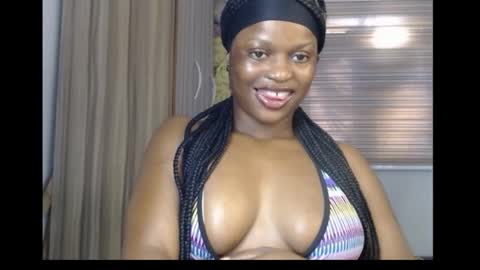 Snapshot of cum_ebony_petitxx chatting on 6, 11, 2025 cath online show from 6, 11, 2025