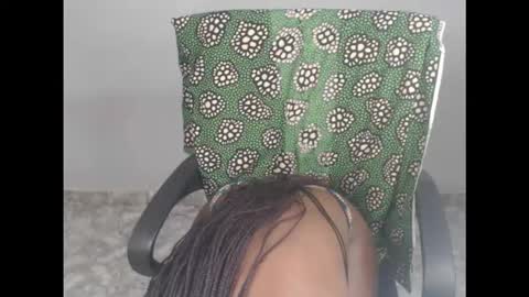 Snapshot of cum_ebony_xsecret chatting on 30, 9, 2025 sophie online show from 30, 9, 2025