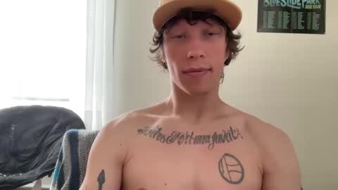 Snapshot of cum_with_me_96 chatting on 4, 10, 2025 cum_with_me_96 online show from 4, 10, 2025