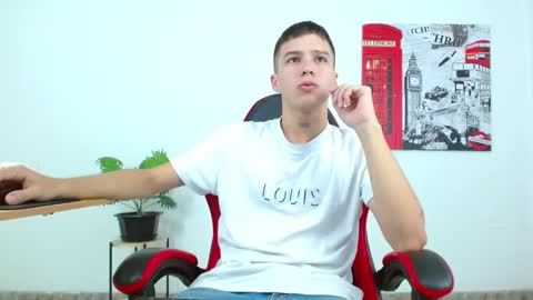 cumandres online show from 9, 10, 2025