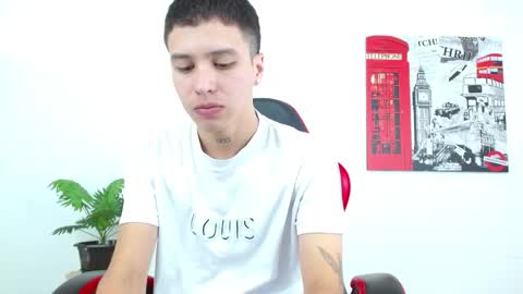 Snapshot of cumandres chatting on 7, 11, 2025 cumandres online show from 7, 11, 2025