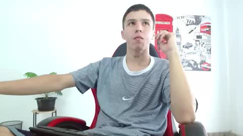 Snapshot of cumandres chatting on 15, 11, 2025 cumandres online show from 15, 11, 2025