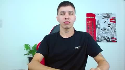 Snapshot of cumandres chatting on 28, 11, 2025 cumandres online show from 28, 11, 2025