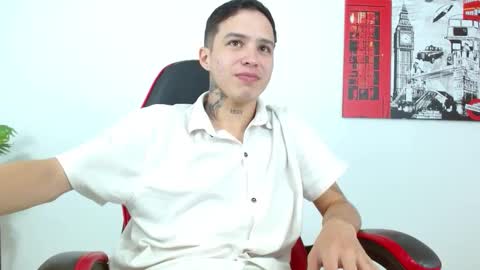 cumandres online show from 13, 2, 2026