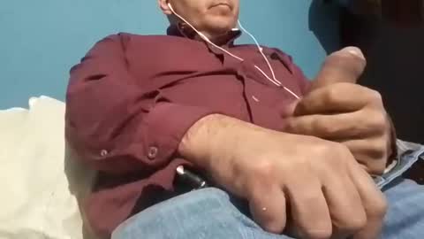 Snapshot of cumbian_chero chatting on 8, 3, 2025 cumbian_chero online show from 8, 3, 2025