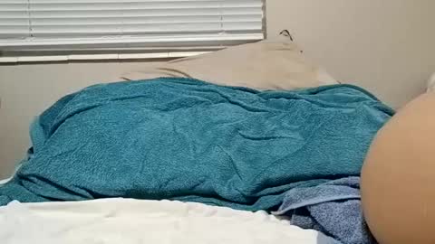 Snapshot of cumforever69 chatting on 21, 9, 2025 cumforever69 online show from 21, 9, 2025