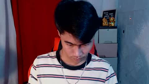 Snapshot of cumhavefun25 chatting on 14, 10, 2025 ask me online show from 14, 10, 2025