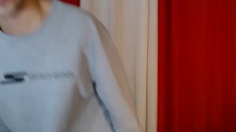 Snapshot of cumhavefun25 chatting on 25, 5, 2026 ask me online show from 25, 5, 2026